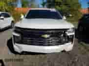 2025 Chevrolet Suburban High Country с VIN 1GNS6GRL9SR137022, выставлен на аукционе Copart как лот 84966035 с пробегом 19 914 миль миль и Списание • Salvage title. История ставок и продаж доступна на DreamBid. Изображение 5.