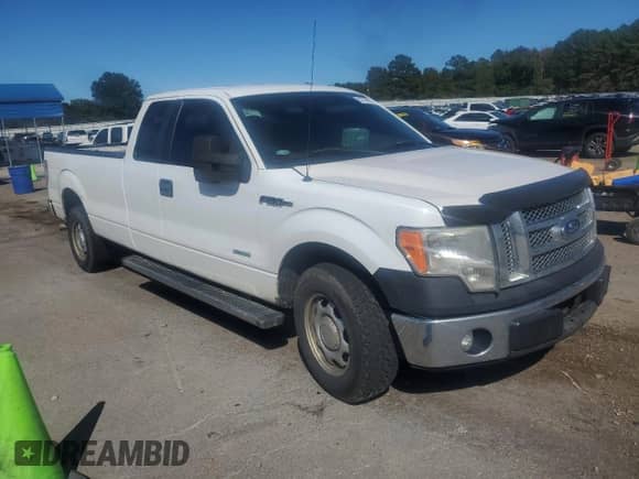 2012 Ford F-150 XL с VIN 1FTVX1CT9CKD25168, выставлен на аукционе Copart как лот 82706885 с пробегом 202 112 миль миль и Чистый • Clean title. История ставок и продаж доступна на DreamBid. Изображение 4.