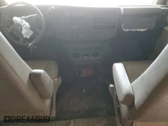 2013 Chevrolet Express Passenger 1LS с VIN 1GAZGZFA8D1103070, выставлен на аукционе Copart как лот 47170245 с пробегом Не указан миль и Списание • Salvage title. История ставок и продаж доступна на DreamBid. Изображение 8.