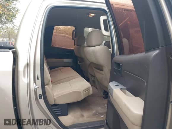 2009 Toyota Tundra с VIN 5TFRU54119X018765, выставлен на аукционе IAAI как лот 43506737 с пробегом 175 897 миль миль и . История ставок и продаж доступна на DreamBid. Изображение 8.