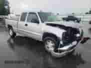 2005 GMC Sierra 1500 SLT z VIN 2GTEK19B551263431, wystawiony jako Copart lot #60635575 z przebiegiem 299 324 mil mil oraz Szkoda całkowita • Salvage title. Historia ofert i sprzedaży dostępna na DreamBid. Obrazek 4.