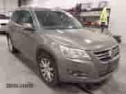 2009 Volkswagen Tiguan S с VIN WVGAV75N29W002180, выставлен на аукционе IAAI как лот 42417787 с пробегом 236 834 миль миль и . История ставок и продаж доступна на DreamBid. Изображение 1.
