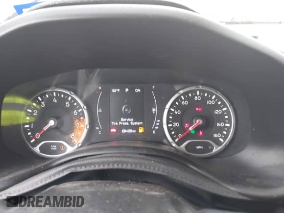 2017 Jeep Renegade Latitude с VIN ZACCJABB2HPG41882, выставлен на аукционе IAAI как лот 42461752 с пробегом 68 426 миль миль и . История ставок и продаж доступна на DreamBid. Изображение 7.