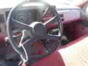 1989 Chevrolet Silverado 2500 с VIN 1GCFK24K7KE208250, выставлен на аукционе Copart как лот 61393034 с пробегом 79 512 миль миль и На запчасти • Non repairable. История ставок и продаж доступна на DreamBid. Изображение 8.