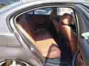 2007 BMW 3 Series 328i z VIN WBAVA33587KX81194, wystawiony jako IAAI lot #43087942 z przebiegiem 168 267 mil mil oraz . Historia ofert i sprzedaży dostępna na DreamBid. Obrazek 8.