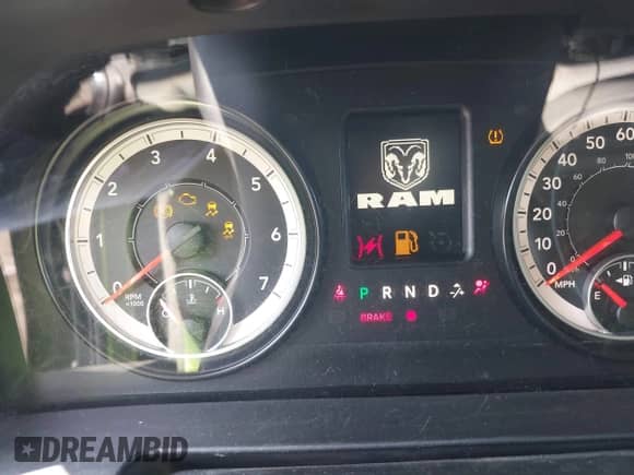 2016 Ram 1500 SLT z VIN 1C6RR7GG6GS149429, wystawiony jako IAAI lot #42815325 z przebiegiem 160 132 mil mil oraz . Historia ofert i sprzedaży dostępna na DreamBid. Obrazek 7.