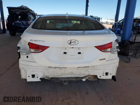 2013 Hyundai Elantra Limited с VIN 5NPDH4AE5DH426433, выставлен на аукционе Copart как лот 85849615 с пробегом 76 311 миль миль и Списание • Salvage title. История ставок и продаж доступна на DreamBid. Изображение 6.