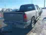 2007 GMC Sierra 1500 SL с VIN 2GTEC13V471174033, выставлен на аукционе IAAI как лот 41643437 с пробегом 188 532 миль миль и . История ставок и продаж доступна на DreamBid. Изображение 4.