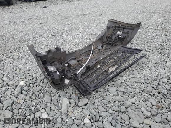 2018 Cadillac Escalade ESV Luxury с VIN 1GYS3HKJ0JR120280, выставлен на аукционе Copart как лот 48056325 с пробегом 132 223 миль миль и Списание • Salvage title. История ставок и продаж доступна на DreamBid. Изображение 13.