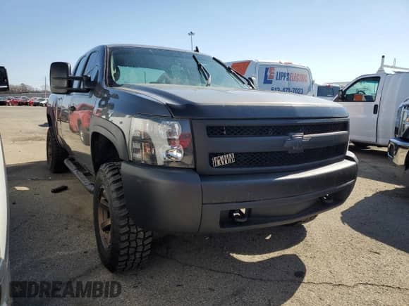 2007 Chevrolet Silverado 1500 Work Truck с VIN 1GCEK19C87E506319, выставлен на аукционе Copart как лот 48012335 с пробегом 206 815 миль миль и Списание • Salvage title. История ставок и продаж доступна на DreamBid. Изображение 4.