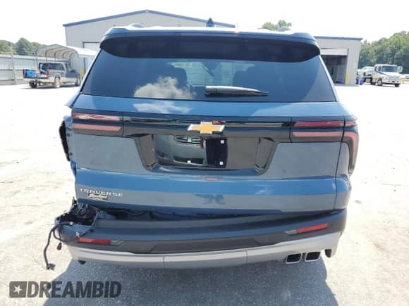 2025 Chevrolet Traverse FWD LT with VIN 1GNERGRS6SJ191047, listed as a Copart auction lot 70110685 with 4,345 mi miles and Salvage title. Bid and sale history available at DreamBid. Image 6.