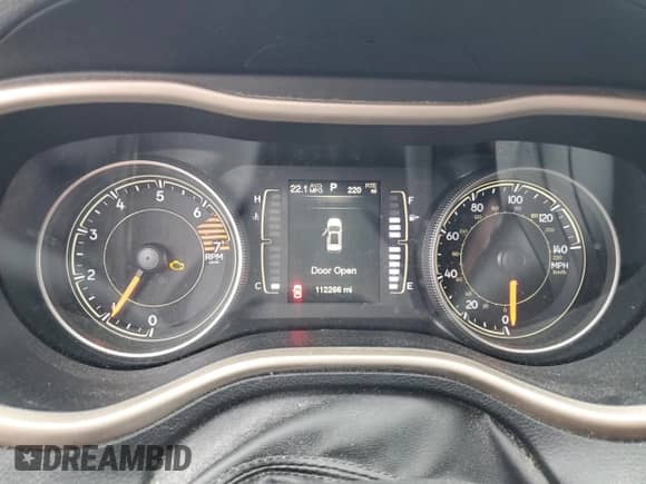 2016 Jeep Cherokee Latitude с VIN 1C4PJMCB5GW119427, выставлен на аукционе Copart как лот 56969345 с пробегом 112 266 миль миль и Списание • Salvage title. История ставок и продаж доступна на DreamBid. Изображение 9.