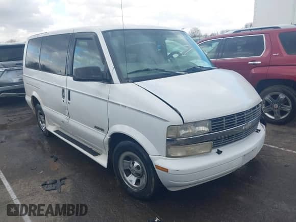 1998 Chevrolet Astro z VIN 1GNDM19W4WB103476, wystawiony jako IAAI lot #41735080 z przebiegiem 210 293 mil mil oraz . Historia ofert i sprzedaży dostępna na DreamBid. Obrazek 1.