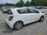 2019 Chevrolet Sonic LT с VIN 1G1JG6SB5K4145797, выставлен на аукционе Copart как лот 65632405 с пробегом 82 468 миль миль и Списание • Salvage title. История ставок и продаж доступна на DreamBid. Изображение 3.