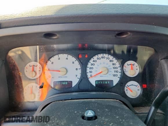 2003 Dodge 1500 ST with VIN 1D7HA16K03J517012, listed as a Copart auction lot 82157155 with 201,443 mi miles and Salvage title. Bid and sale history available at DreamBid. Image 9.
