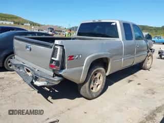 2007 Chevrolet Silverado 1500 LT1 с VIN 1GCEK19Z77E180002, выставлен на аукционе IAAI как лот 43165070 с пробегом 203 990 миль миль и . История ставок и продаж доступна на DreamBid. Изображение 4.