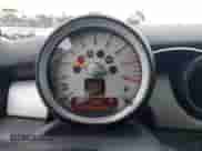 2010 MINI Hardtop with VIN WMWMF3C58ATZ60995, listed as a IAAI auction lot 42454882 with 147,607 mi miles and . Bid and sale history available at DreamBid. Image 7.