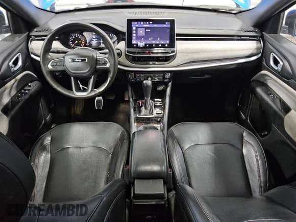 2023 Jeep Compass Latitude Lux with VIN 3C4NJDFN2PT505113, listed as a Copart auction lot 81676415 with 35,021 mi miles and Clean title. Bid and sale history available at DreamBid. Image 8.