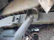 2017 Toyota Tacoma SR5 z VIN 3TMBZ5DNXHM006866, wystawiony jako IAAI lot #42889246 z przebiegiem 128 580 mil mil oraz . Historia ofert i sprzedaży dostępna na DreamBid. Obrazek 20.