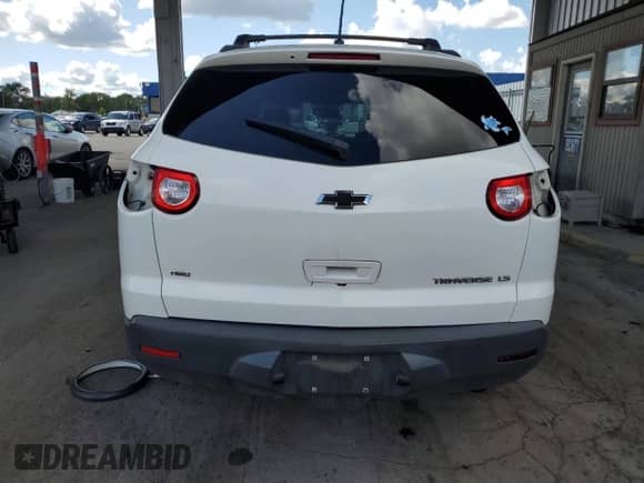 2011 Chevrolet Traverse LS z VIN 1GNKVEED4BJ259906, wystawiony jako Copart lot #70394855 z przebiegiem 214 602 mil mil oraz Szkoda całkowita • Salvage title. Historia ofert i sprzedaży dostępna na DreamBid. Obrazek 6.