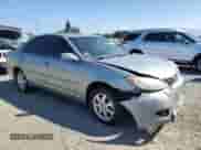2005 Toyota Camry LE with VIN 4T1BF32K05U603632, listed as a Copart auction lot 84240185 with 181,404 mi miles and Salvage title. Bid and sale history available at DreamBid. Image 4.