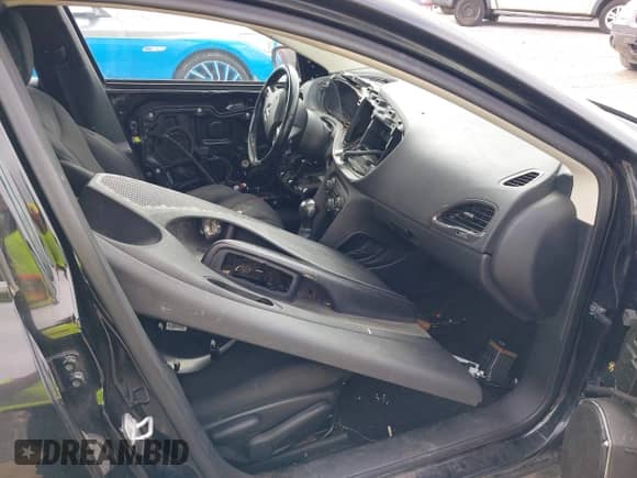 2013 Dodge Dart Aero z VIN 1C3CDFAH2DD232594, wystawiony jako IAAI lot #42154465 z przebiegiem 172 642 mil mil oraz . Historia ofert i sprzedaży dostępna na DreamBid. Obrazek 5.