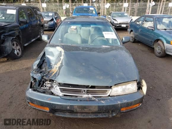 1997 Honda Accord Value с VIN 1HGCD5686VA189722, выставлен на аукционе IAAI как лот 41494380 с пробегом 205 514 миль миль и . История ставок и продаж доступна на DreamBid. Изображение 12.