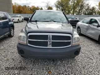 2005 Dodge Durango SXT with VIN 1D4HD38N95F622886, listed as a Copart auction lot 86206595 with 123,040 mi miles and Clean title. Bid and sale history available at DreamBid. Image 5.