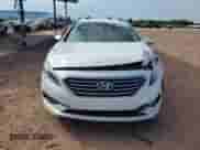 2015 Hyundai Sonata SE с VIN 5NPE24AF8FH205734, выставлен на аукционе Copart как лот 84996725 с пробегом 150 105 миль миль и Списание • Salvage title. История ставок и продаж доступна на DreamBid. Изображение 5.