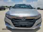 2018 Honda Accord Sport z VIN 1HGCV1F31JA055303, wystawiony jako Copart lot #64783275 z przebiegiem Nie podano mil oraz Czysty tytuł • Clean title. Historia ofert i sprzedaży dostępna na DreamBid. Obrazek 5.