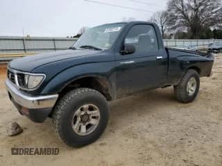 1996 Toyota Tacoma z VIN 4TAPM62N6TZ192213, wystawiony jako Copart lot #87892215 z przebiegiem 234 017 mil mil oraz Szkoda całkowita • Salvage title. Historia ofert i sprzedaży dostępna na DreamBid. Obrazek 1.