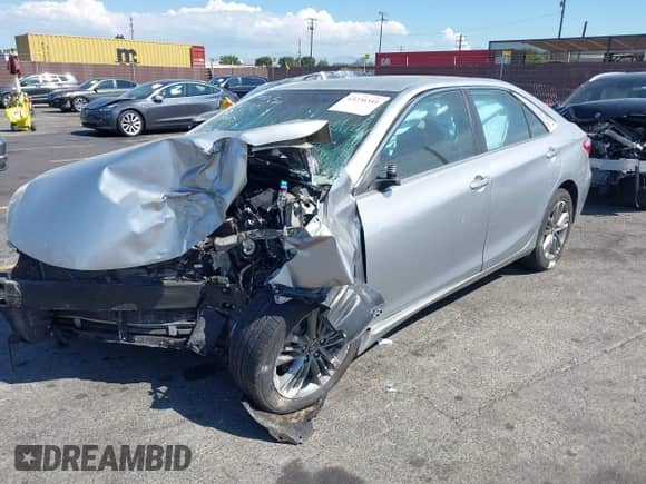 2015 Toyota Camry SE с VIN 4T1BF1FK6FU900405, выставлен на аукционе IAAI как лот 43236341 с пробегом Не указан миль и . История ставок и продаж доступна на DreamBid. Изображение 2.