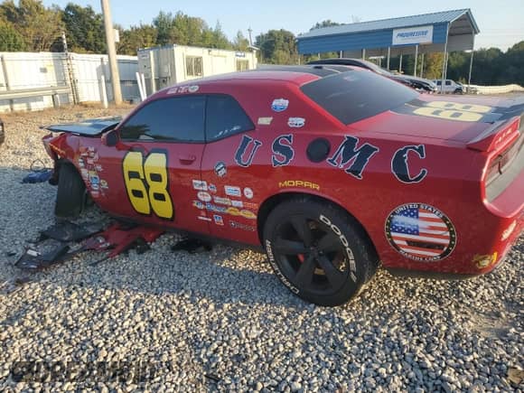 2012 Dodge Challenger SRT-8 392 с VIN 2C3CDYCJ1CH157660, выставлен на аукционе Copart как лот 75495754 с пробегом 94 222 миль миль и Списание • Salvage title. История ставок и продаж доступна на DreamBid. Изображение 2.