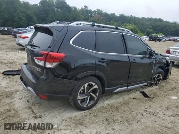 2024 Subaru Forester Touring z VIN JF2SKAMC3RH404102, wystawiony jako Copart lot #66607975 z przebiegiem 9 418 mil mil oraz Szkoda całkowita • Salvage title. Historia ofert i sprzedaży dostępna na DreamBid. Obrazek 3.