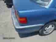 1991 Honda Civic z VIN 1HGED3656ML043956, wystawiony jako IAAI lot #42608632 z przebiegiem 163 524 mil mil oraz . Historia ofert i sprzedaży dostępna na DreamBid. Obrazek 14.