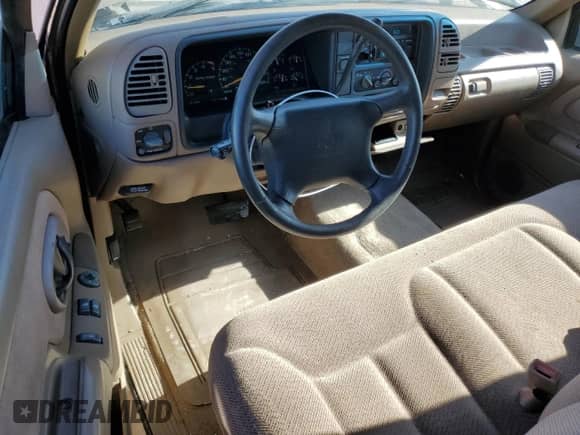 1995 Chevrolet Silverado 2500 с VIN 1GCFC24KXSZ271266, выставлен на аукционе Copart как лот 87375274 с пробегом 120 158 миль миль и Списание • Salvage title. История ставок и продаж доступна на DreamBid. Изображение 8.