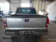 2006 Chevrolet Silverado 1500 LT3 z VIN 2GCEK13T661134570, wystawiony jako IAAI lot #43357401 z przebiegiem 238 723 mil mil oraz . Historia ofert i sprzedaży dostępna na DreamBid. Obrazek 17.