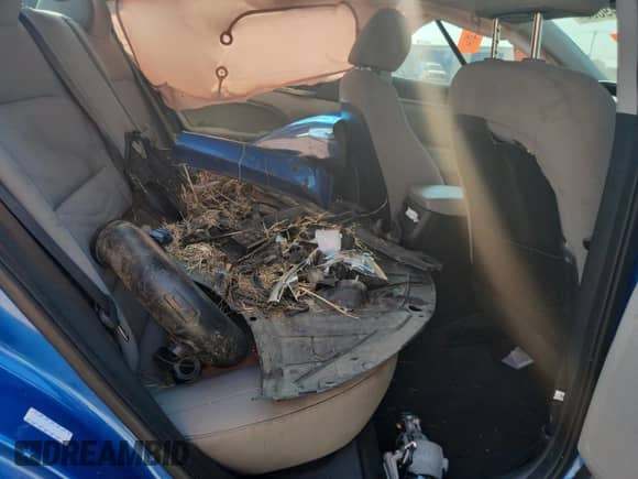 2018 Hyundai Elantra SEL с VIN KMHD84LF7JU609190, выставлен на аукционе Copart как лот 68349855 с пробегом 84 543 миль миль и Списание • Salvage title. История ставок и продаж доступна на DreamBid. Изображение 10.