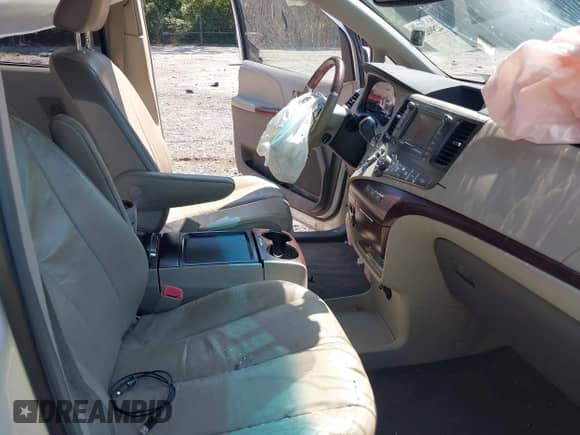 2011 Toyota Sienna XLE AAS with VIN 5TDYK3DCXBS152435, listed as a IAAI auction lot 42996237 with 205,858 mi miles and . Bid and sale history available at DreamBid. Image 5.