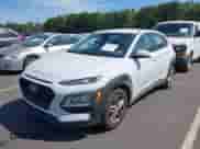 2019 Hyundai Kona SE z VIN KM8K12AA1KU246913, wystawiony jako IAAI lot #43275699 z przebiegiem 77 695 mil mil oraz . Historia ofert i sprzedaży dostępna na DreamBid. Obrazek 17.