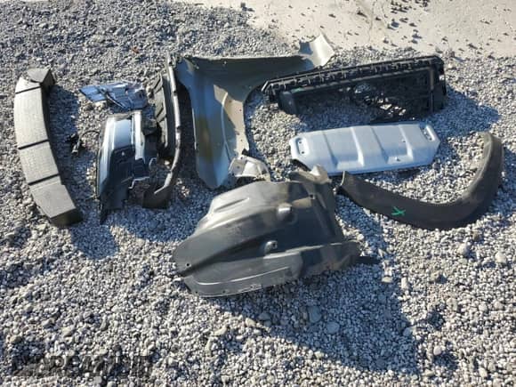 2024 Nissan Frontier Pro-4X with VIN 1N6ED1EK4RN622270, listed as a Copart auction lot 81142545 with 6,749 mi miles and Salvage title. Bid and sale history available at DreamBid. Image 12.