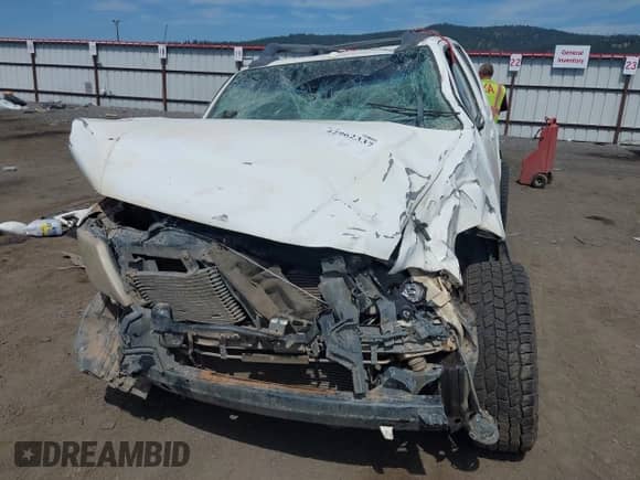 2011 Nissan Frontier Pro-4X with VIN 1N6AD0EVXBC433787, listed as a IAAI auction lot 42962337 with Not provided miles and . Bid and sale history available at DreamBid. Image 6.