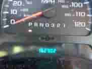 2006 Chevrolet TrailBlazer LT z VIN 1GNDS13SX62202394, wystawiony jako IAAI lot #43436574 z przebiegiem 162 902 mil mil oraz . Historia ofert i sprzedaży dostępna na DreamBid. Obrazek 15.