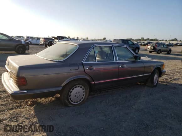 1982 Mercedes-Benz 300 SD с VIN WDBCB20A6CB017243, выставлен на аукционе Copart как лот 60174075 с пробегом 143 162 миль миль и Чистый • Clean title. История ставок и продаж доступна на DreamBid. Изображение 3.