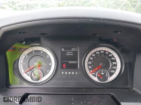 2019 Ram 1500 Tradesman z VIN 1C6RR6FG8KS500099, wystawiony jako IAAI lot #42125988 z przebiegiem 38 595 mil mil oraz . Historia ofert i sprzedaży dostępna na DreamBid. Obrazek 7.