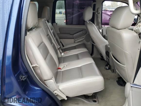 2007 Ford Explorer XLT с VIN 1FMEU63E07UB33506, выставлен на аукционе Copart как лот 85313935 с пробегом 120 282 миль миль и Списание • Salvage title. История ставок и продаж доступна на DreamBid. Изображение 11.