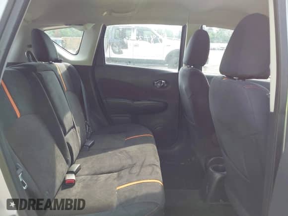 2015 Nissan Note SV z VIN 3N1CE2CP7FL359489, wystawiony jako IAAI lot #42863399 z przebiegiem 72 811 mil mil oraz . Historia ofert i sprzedaży dostępna na DreamBid. Obrazek 8.