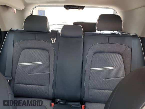 2023 Hyundai Venue SEL с VIN KMHRC8A33PU266651, выставлен на аукционе Copart как лот 66690325 с пробегом 9 659 миль миль и На запчасти • Non repairable. История ставок и продаж доступна на DreamBid. Изображение 10.