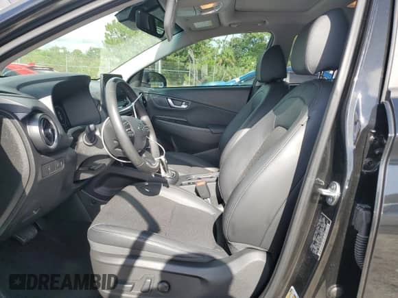 2023 Hyundai Kona Limited с VIN KM8K53A35PU975967, выставлен на аукционе Copart как лот 60638435 с пробегом 13 347 миль миль и Списание • Salvage title. История ставок и продаж доступна на DreamBid. Изображение 7.
