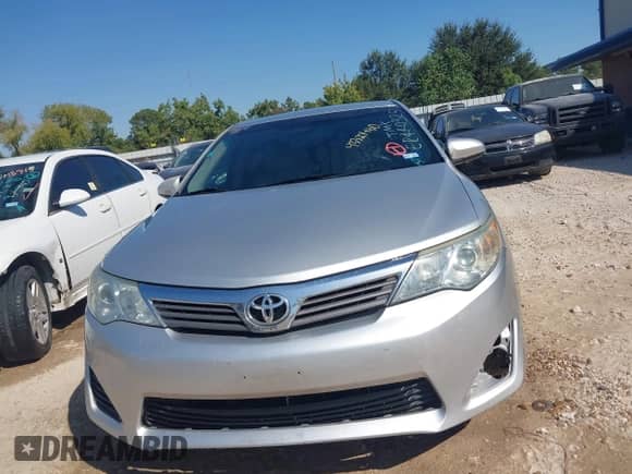 2014 Toyota Camry L с VIN 4T4BF1FK2ER440325, выставлен на аукционе IAAI как лот 43327460 с пробегом 126 798 миль миль и . История ставок и продаж доступна на DreamBid. Изображение 12.